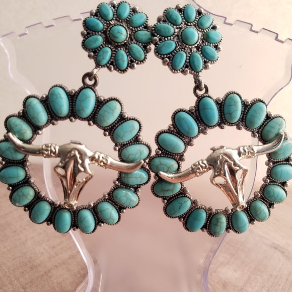 Longhorn Squash Blossom Earrings - Picture 2 of 2